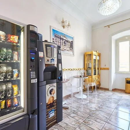 Virginia Отель 2*