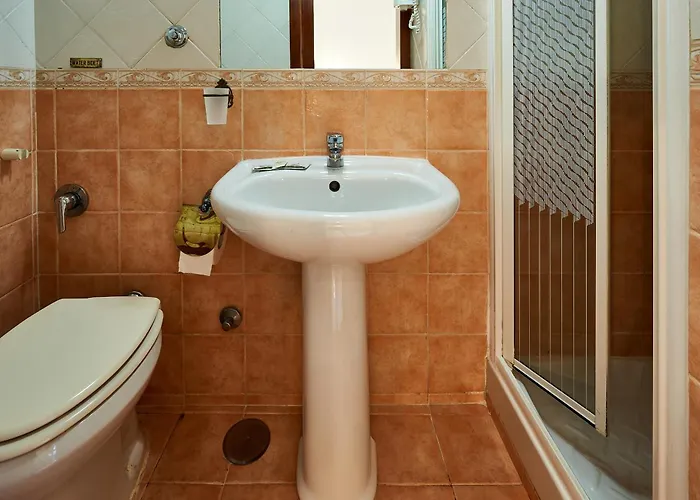 Отель Virginia 2*